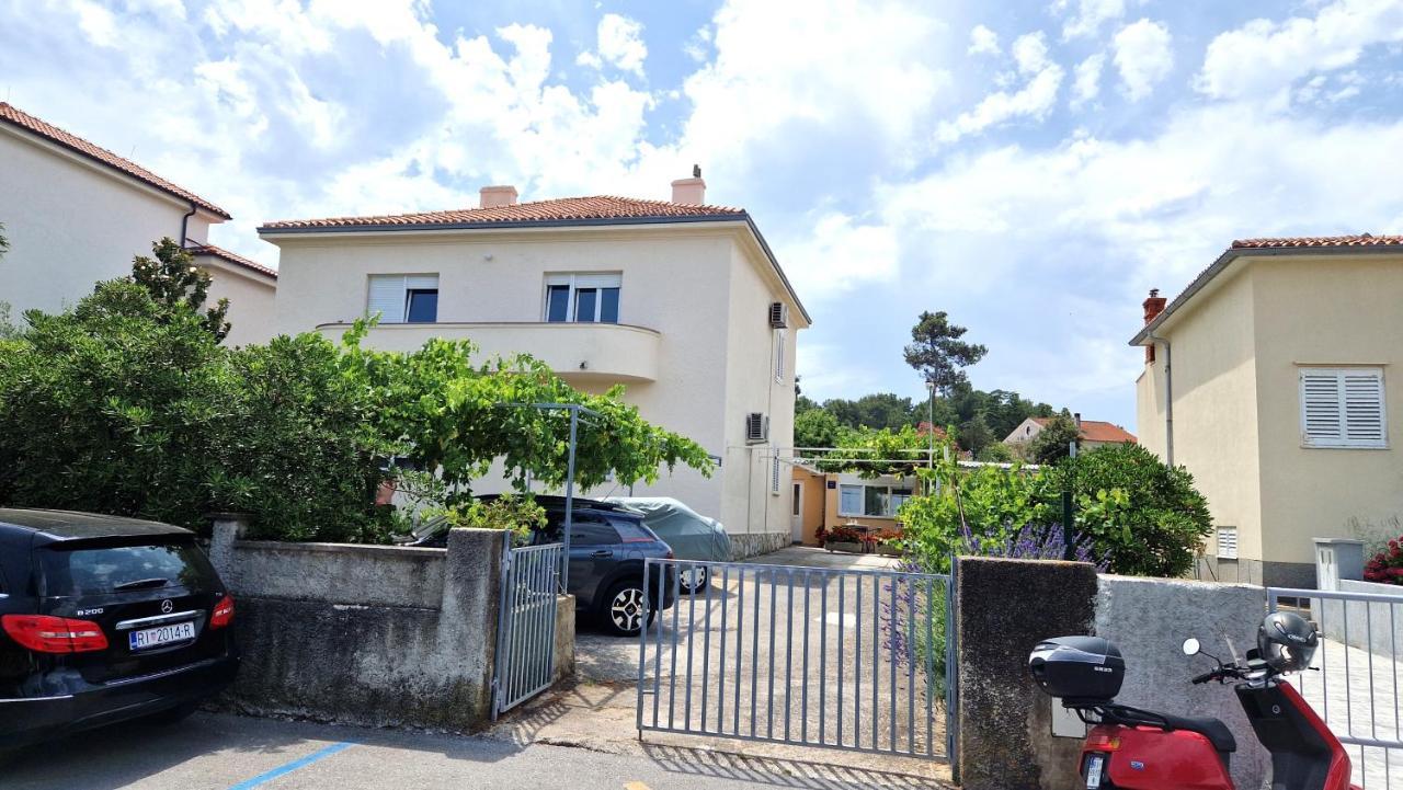 Apartment Jagoda Veglia Exterior foto