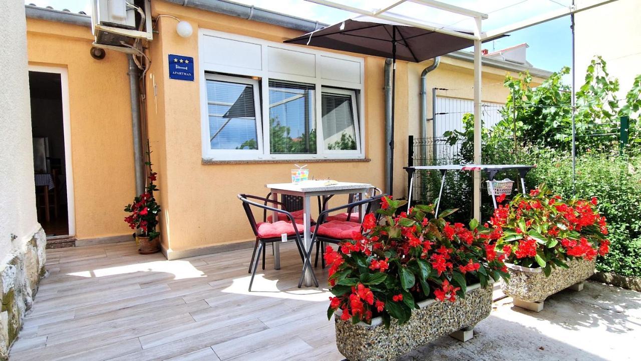 Apartment Jagoda Veglia Exterior foto