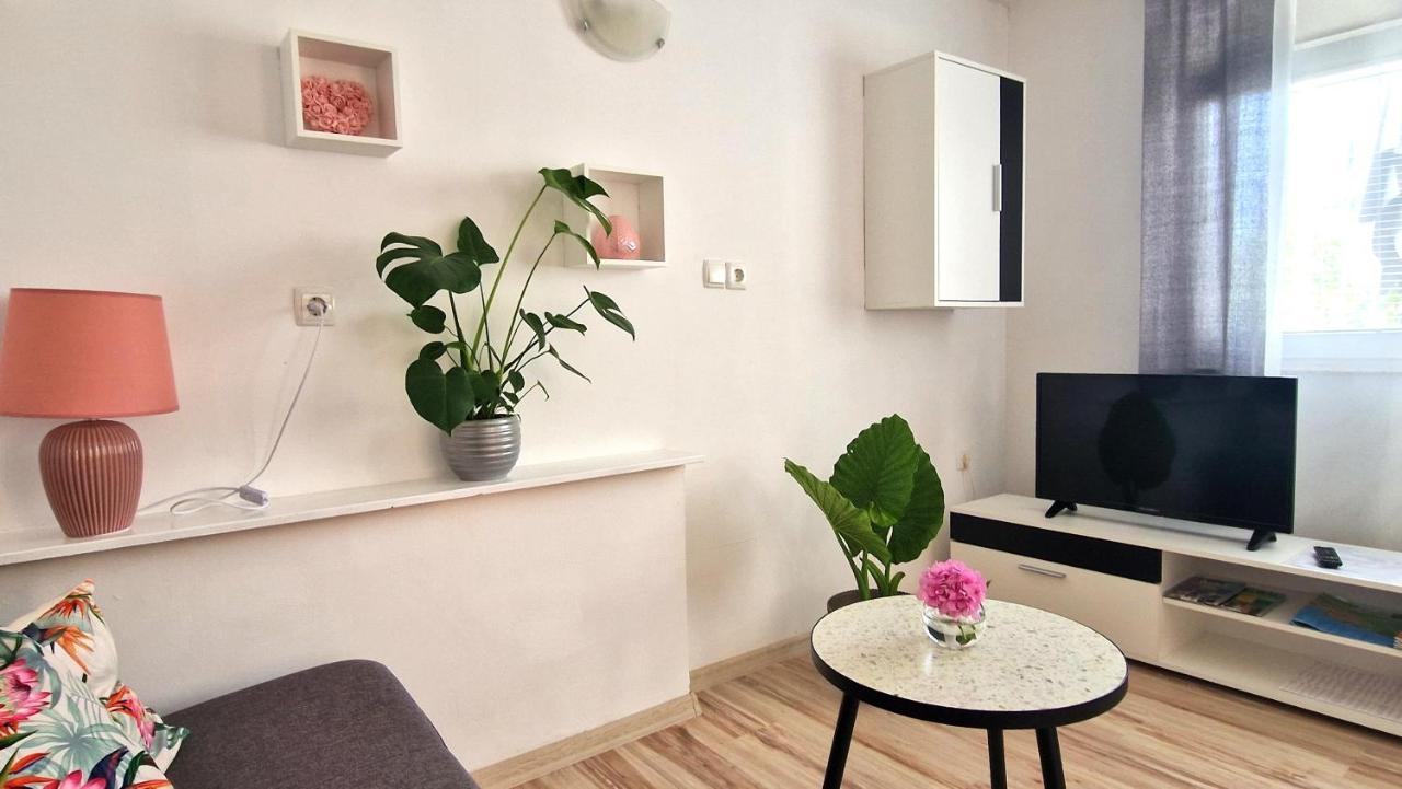 Apartment Jagoda Veglia Exterior foto