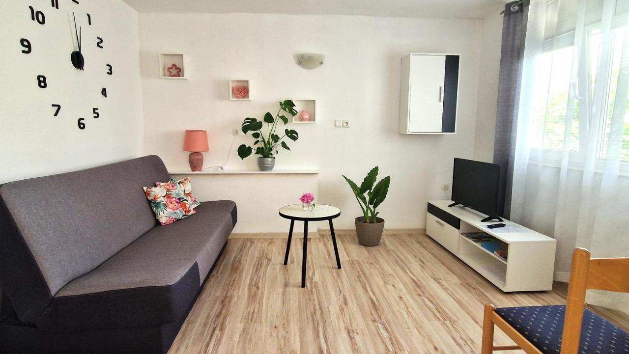 Apartment Jagoda Veglia Exterior foto